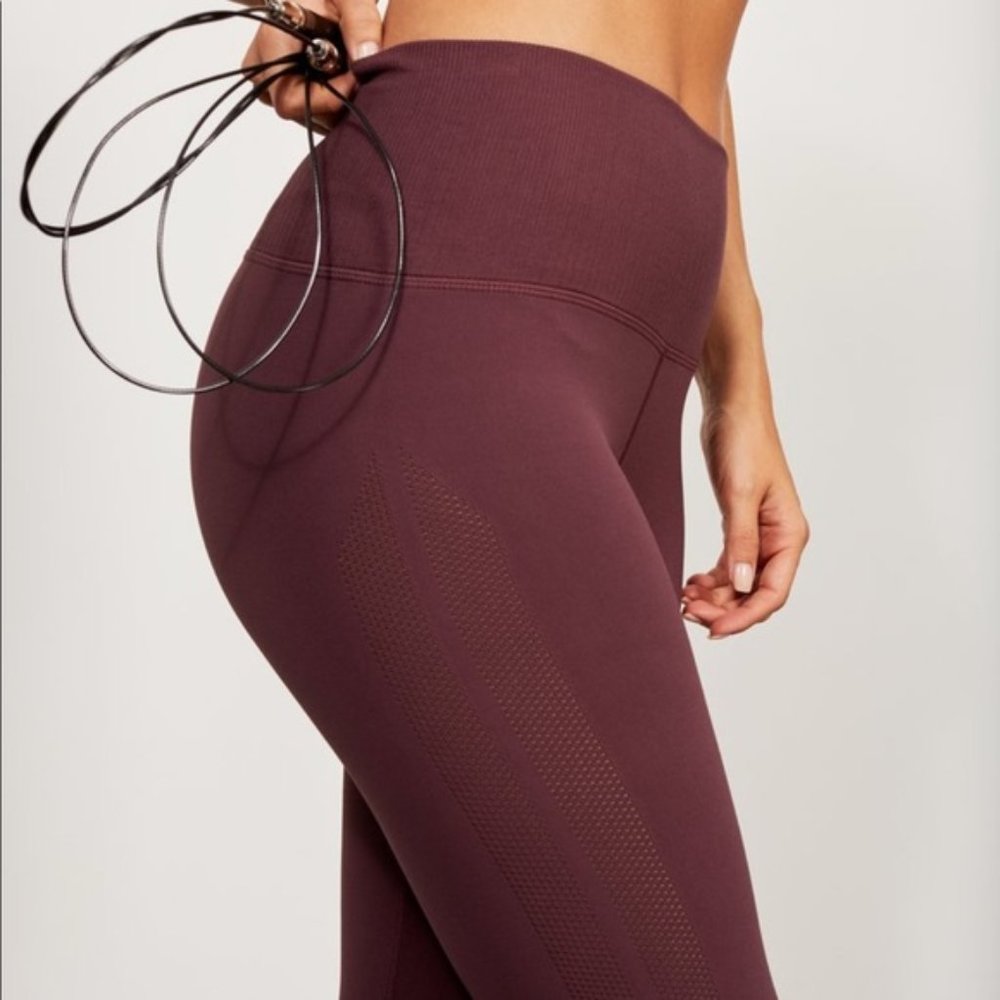 Avocado | Unforgettable Leggings